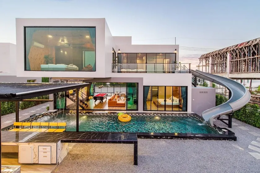 The Brick Huahin Pool Villa - Image 1