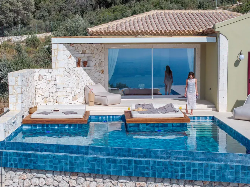 CASTA DIVA Luxury Accommodation - Image 1