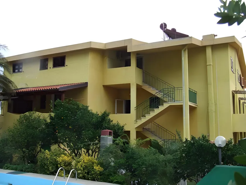 Hotel La Playa - Image 1