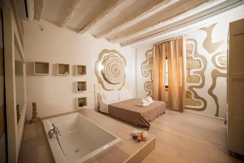 Oisife Apartments - Image 1