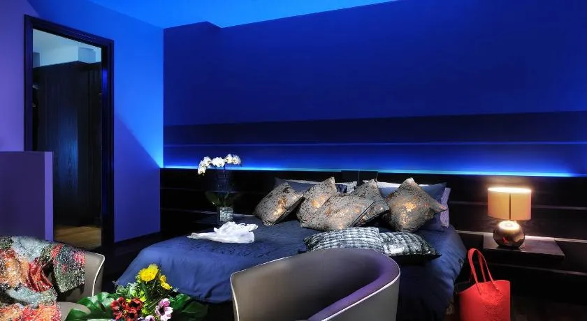 Urban Trend - Guest House - Image 1