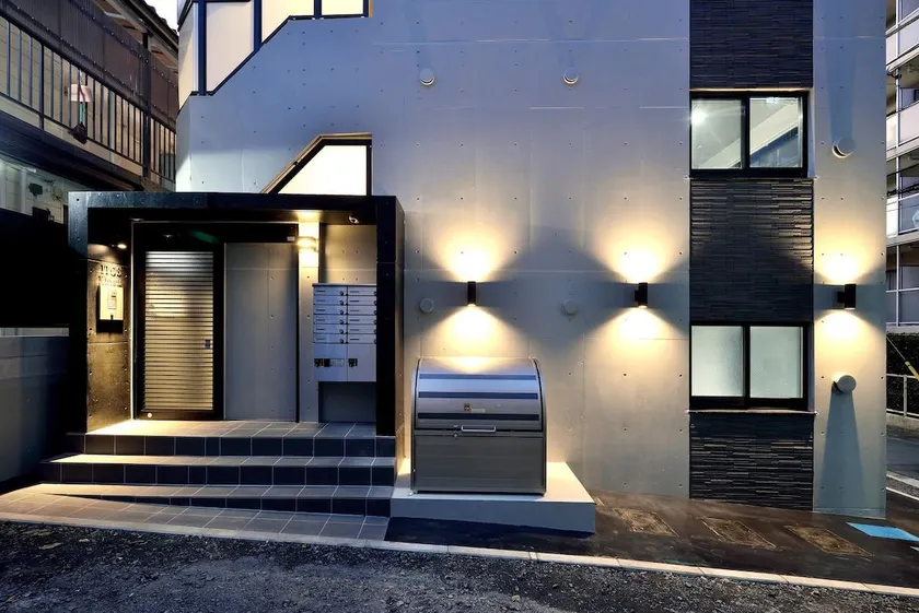 Eat's Ebisu, 10-minute walk from JR Ebisu Station, double bed apartment 102 - Image 1