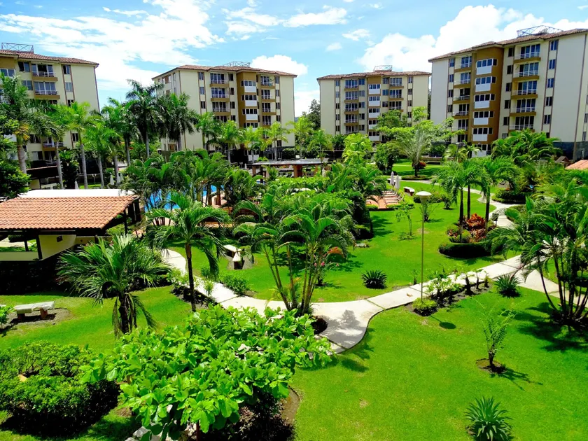 3Room Penthouse Beach Condo - Image 1