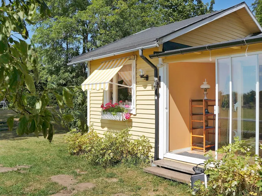 4 person holiday home in HÄSTVEDA - Image 1
