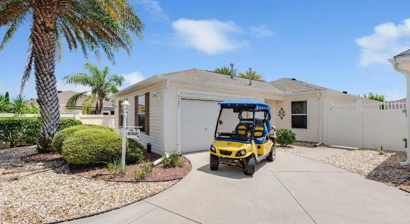 17135 Z2a VILLAGE OF CHATHAM by REMAX Premier - Image 1
