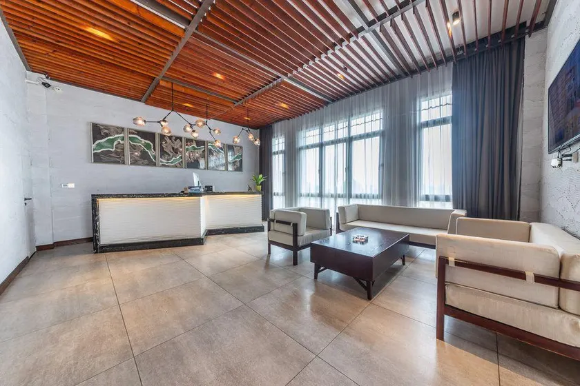 Changshou Manhu Yashe Hotel - Image 1