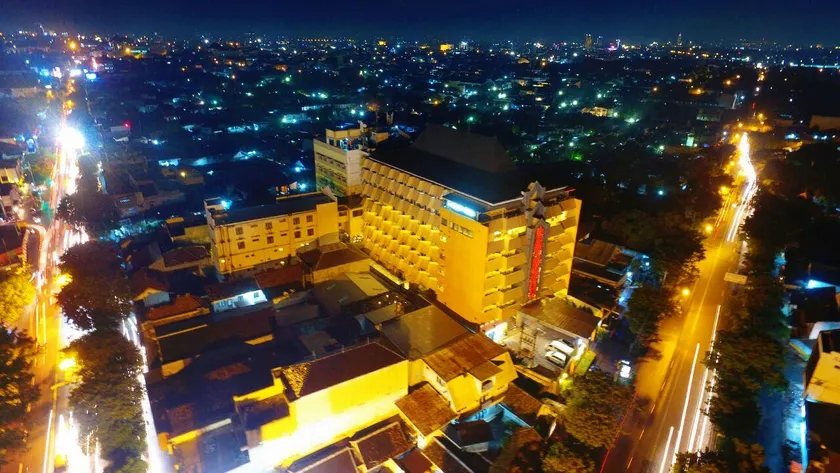 Hotel Asia - Image 1