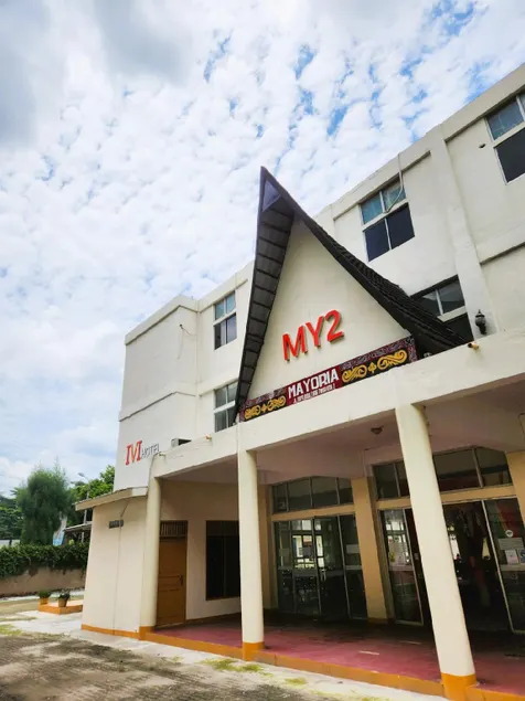IVI Hotel - Image 1