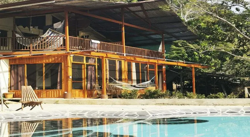 Bamboo River House and Hotel - Image 1