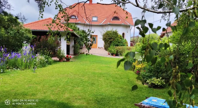Frutta Villa - Image 1