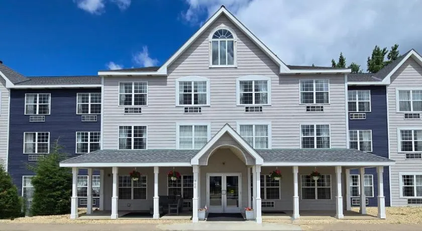 GrandStay Hotel & Suites Hastings - Image 1