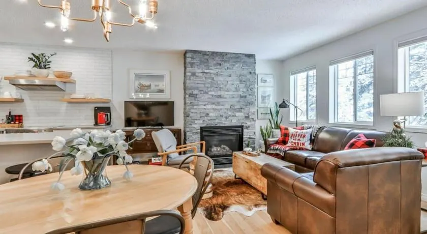 A Rustic Modern Mountain Condo - 2 bed, 2-Level - Image 1