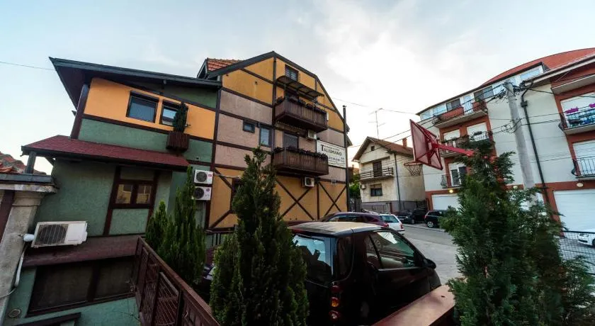 Talismano Apartments - Image 1