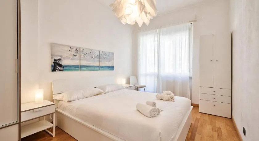GuestHost - Toc-Toc Apartment a 10 min dall'Ospedale Maria Vittoria - Image 1
