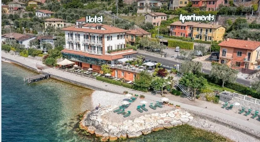 La Caletta Hotel Bolognese - Image 1