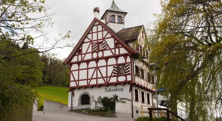 Hotel Restaurant Falkenburg - Image 1