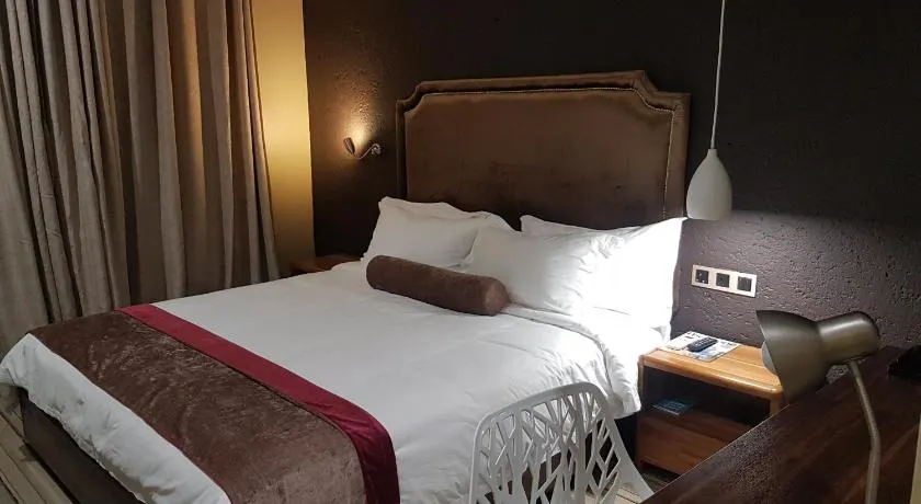 La Signature Guest house - Image 1