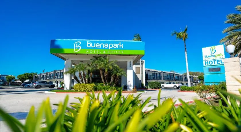 The Buena Park Hotel & Suites - Image 1