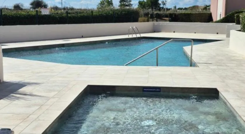 Amourera B23, T3 avec vue mer et lagon, parking, piscine - Image 1
