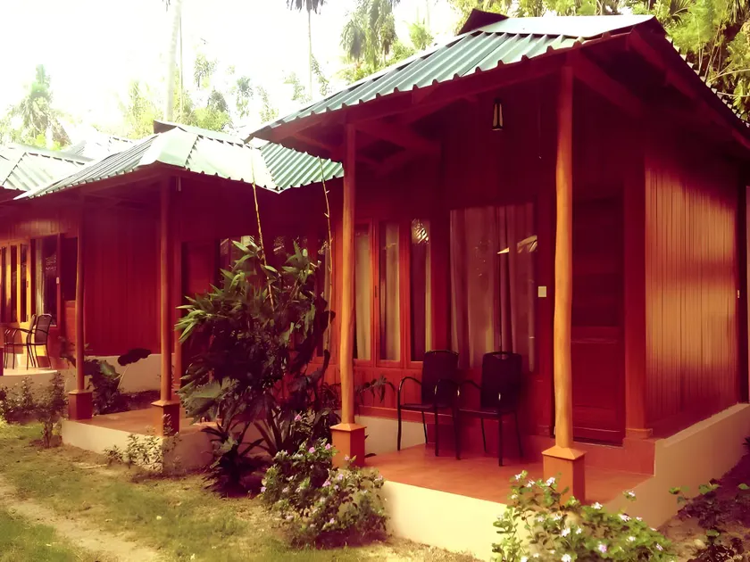 Aparupa Sands Marina Beach Resort - Image 1