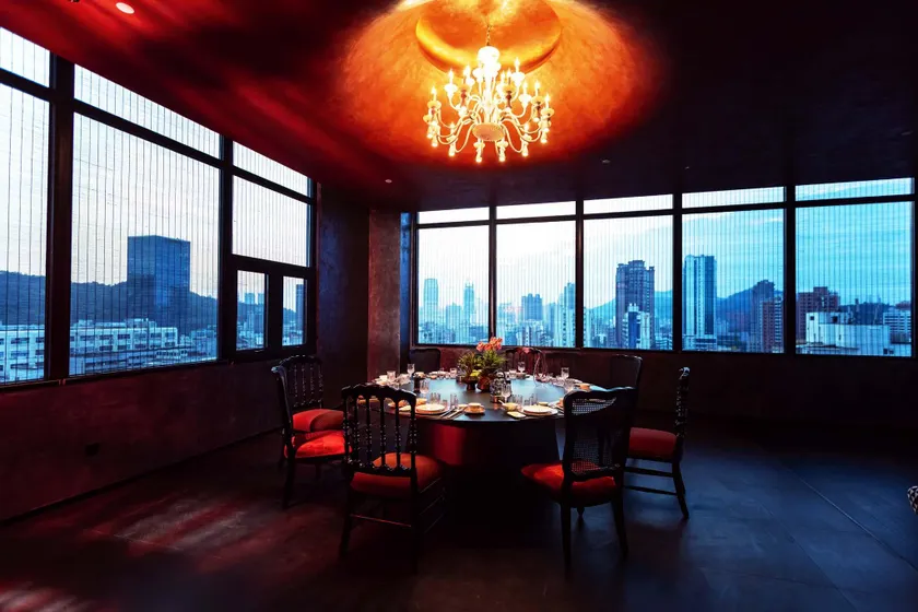 Zhuhai Xumei Mountain Hotel (Seaside Swimming Pool Love Post Office Branch) - Image 1