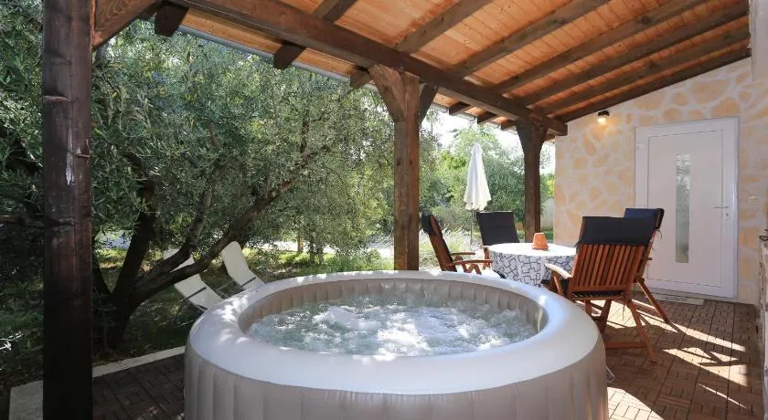 HACIENDA MIA with pool - Image 1
