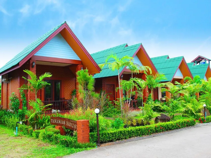 Tanamas House - Image 1