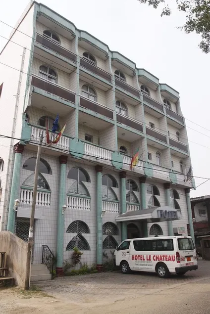 Hotel le Chateau - Image 1