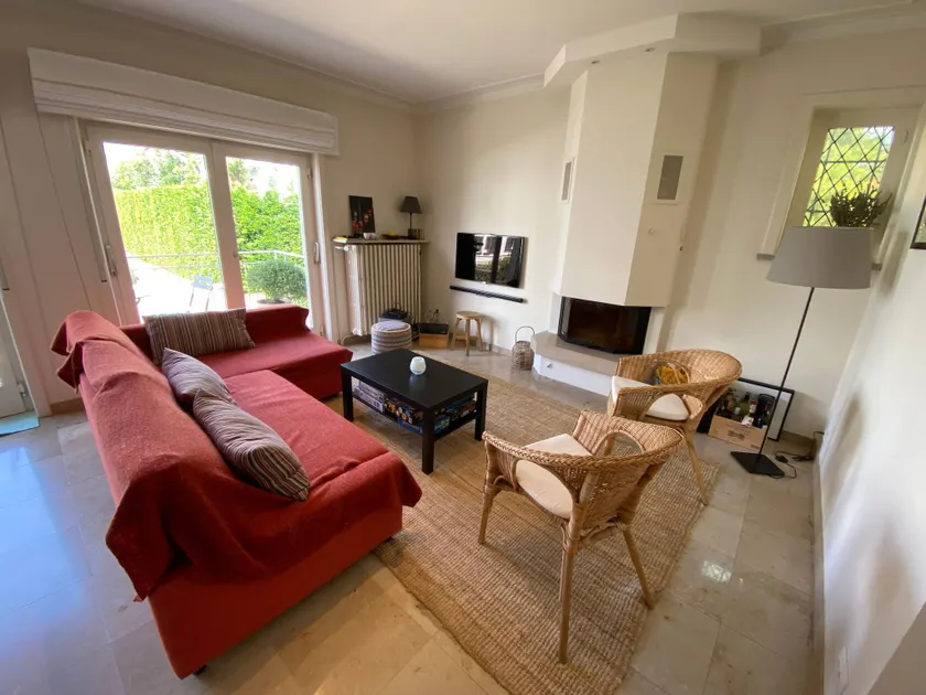 Family Home Near Beach in Golden Triangle - Image 1