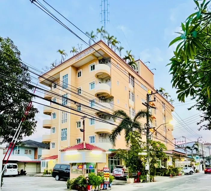 Bannchang Residence - Image 1