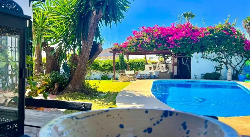 Villa Alfredo - private pool next to the beach - Image 1