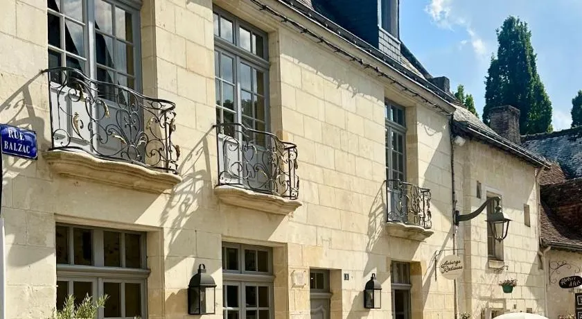 Auberge Radieuse - Image 1