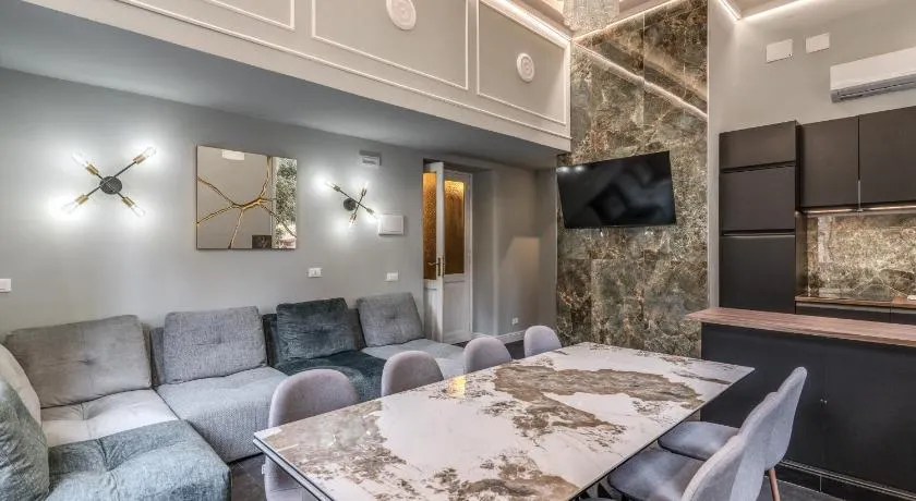 V E N E R E Villa Suites - Image 1