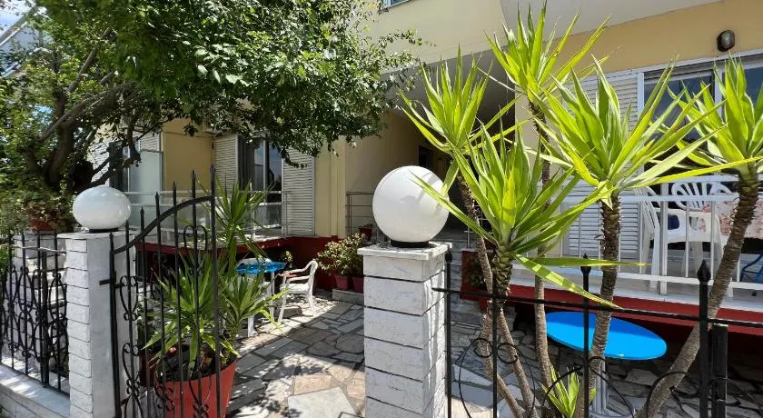 Villa Eleni - Thassos Town - Image 1