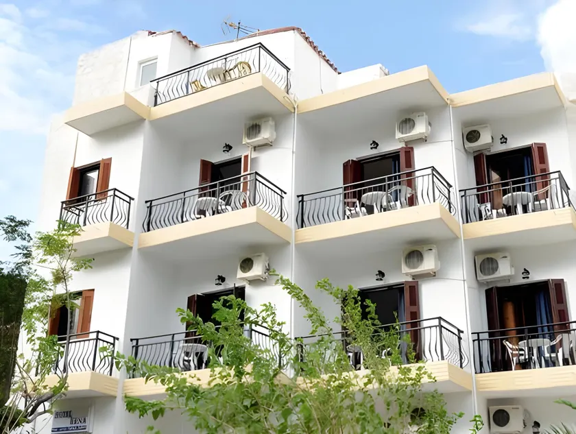 Hotel Rena - Image 1