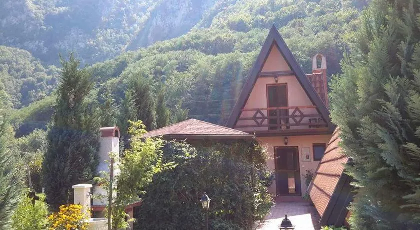 Viola i Detelina Apartments - Image 1