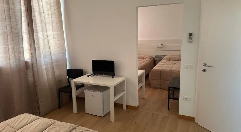 Hotel 31 - Image 1