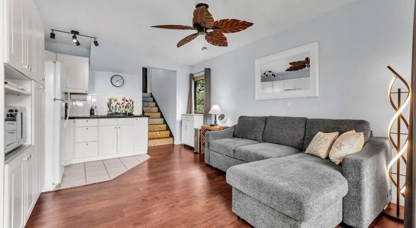 57 Beautiful Remodeled Studio - Image 1
