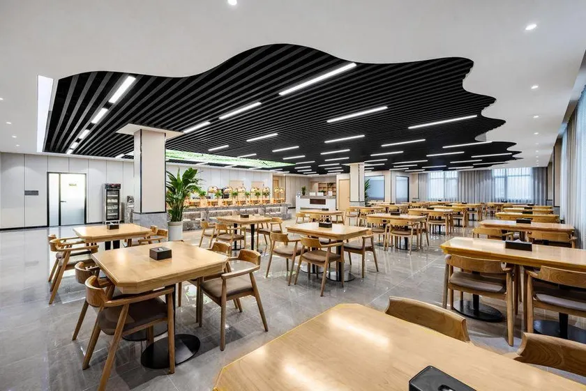 Yueting Nanshe Hotel (Baoding University of Technology Branch) - Image 1