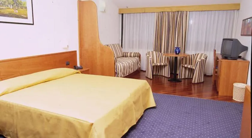 Hotel Serenella - Image 1