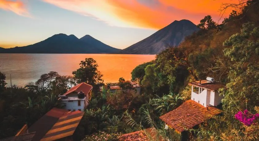 Lush Atitlán - Image 1