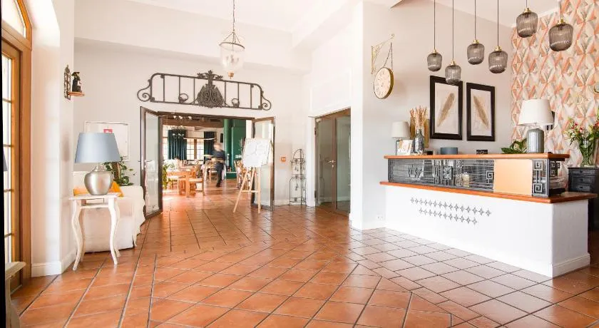 HOTEL LEMONIADA - Image 1