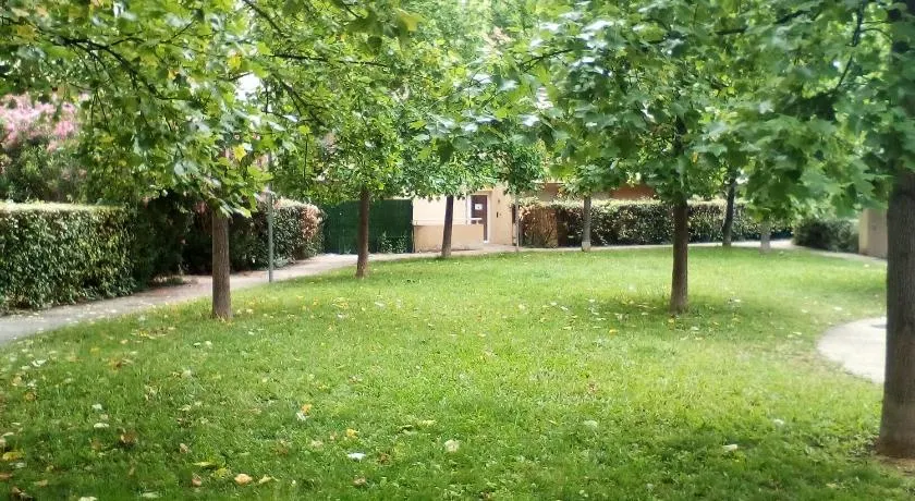 Studio Jardinet - Image 1