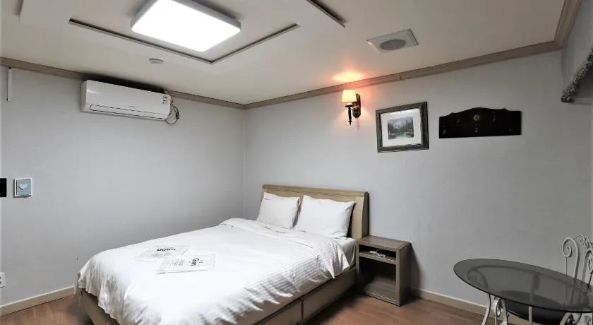 Hani Motel - Image 1