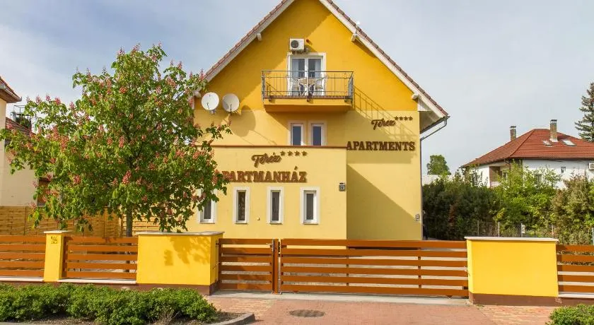 Familia Apartment 152AB - Image 1