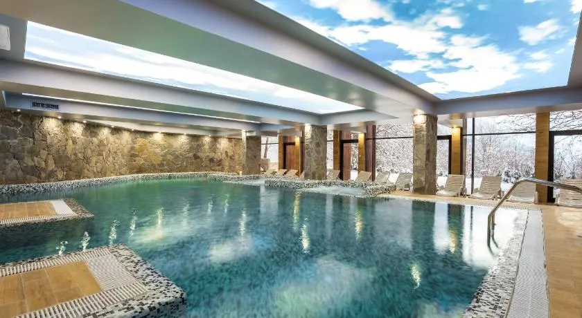 Rilets Resort & Spa - Image 1