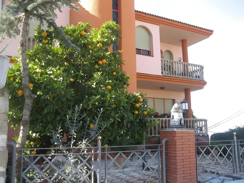 Hostal El Sevillano - Image 1