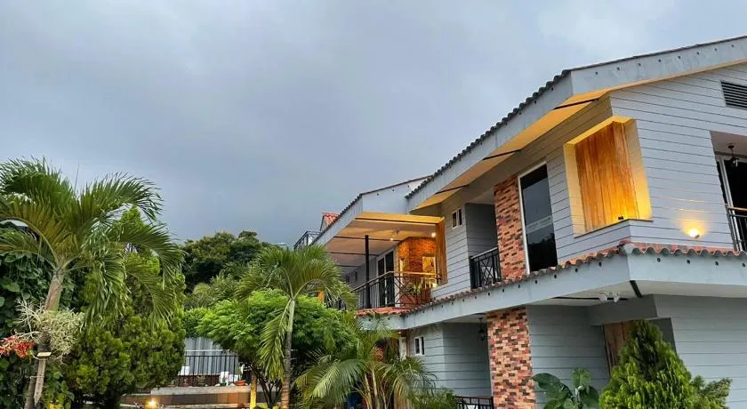 HOTEL CAMPESTRE MANOA - Image 1