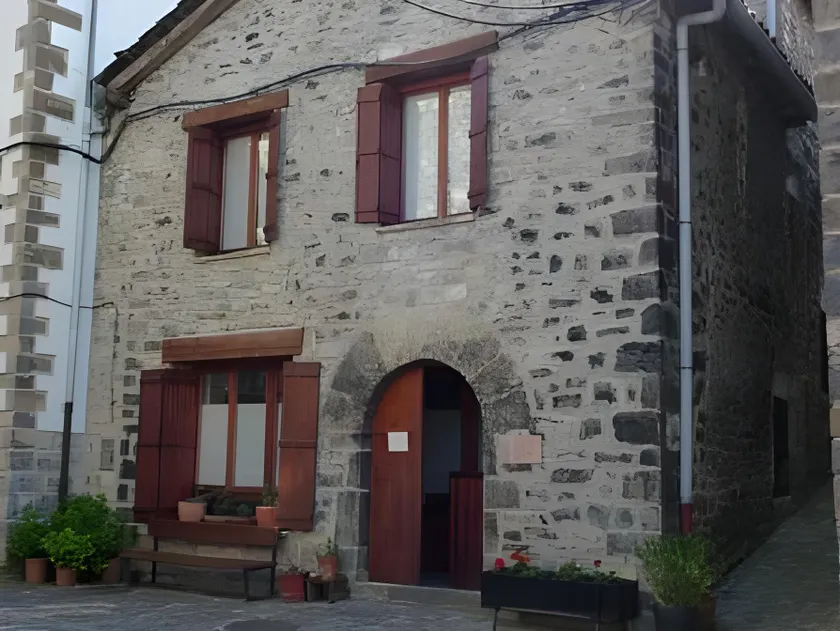 Tetxe B&B Roncal - Image 1
