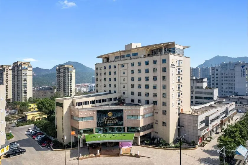 Zhongwei Sunny Hotel - Image 1